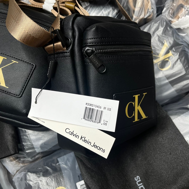Túi calvin klein đeo chéo