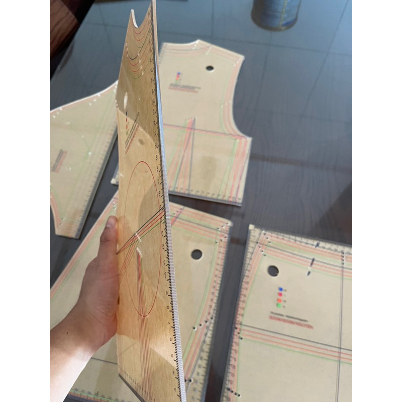 Thước nhảy size phá rập