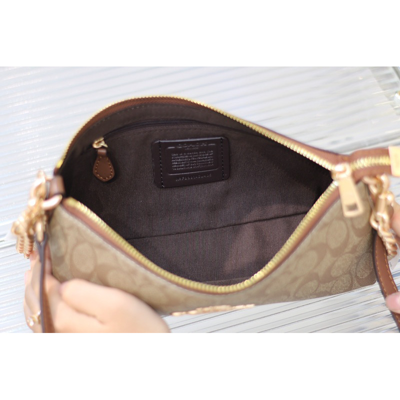 Túi coach Cl656 kẹp nách