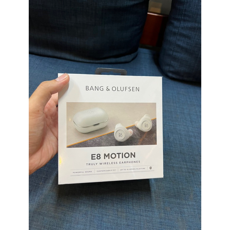 TAI NGHE B&O BEOPLAY E8 MOTION