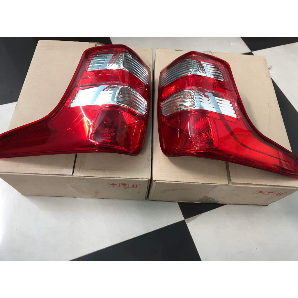 Đèn hậu mitsubishi triton 2013 2014 2015 2016 2017 2018