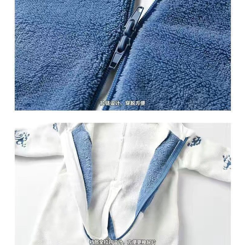 Bộ áo liền quần hình khủng long dễ thương cho bé.