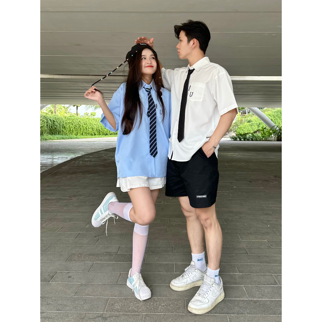 Áo Sơ Mi Tay Ngắn U Logo Thêu Unisex Form Rộng Hàn Quốc Chất Liệu Cotton Silk