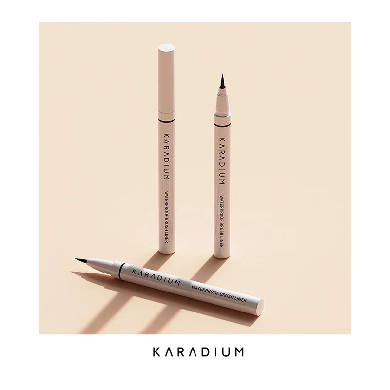 Bút Kẻ Mắt Nước Karadium Waterproof Brush Liner Black 0.55g không lem không trôi