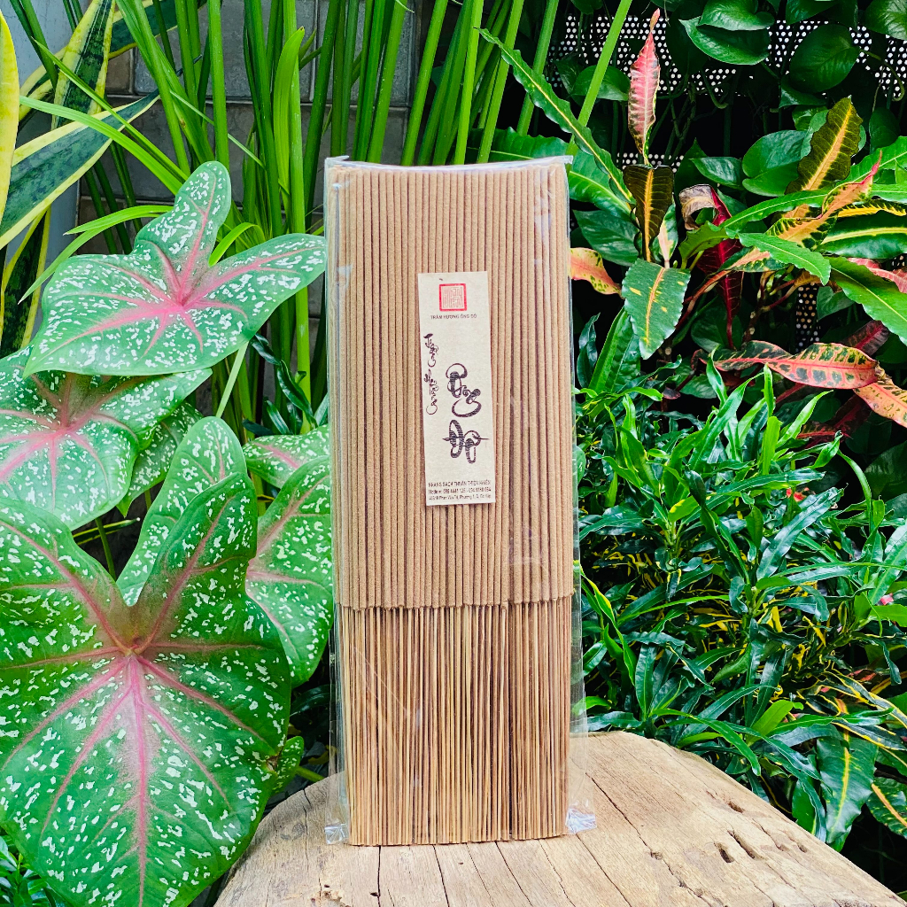 Nhang Trầm Hương 30cm, Loại Ký Phổ Thông, Nhang Sạch Thuần Thiên Nhiên