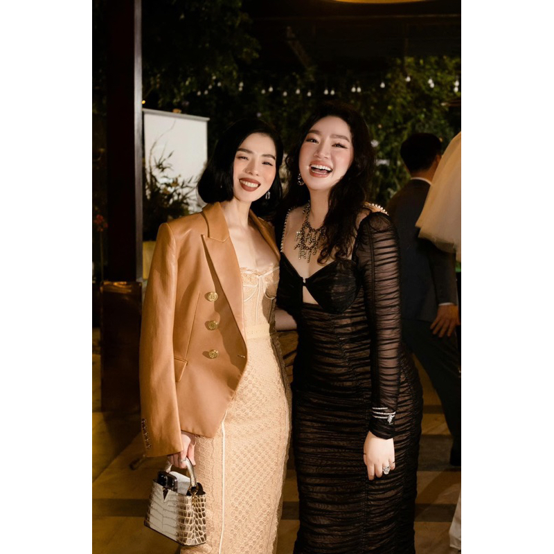 Túi xách LV Capucines size 21cm fullbox vip nam châm