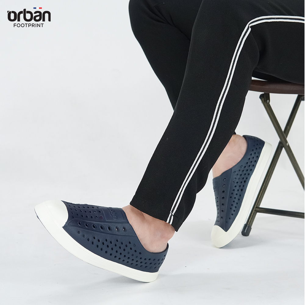 Giày đi mưa trẻ em  - Chất liệu nhựa EVA siêu nhẹ, mềm và không thấm nước -sz 30-44