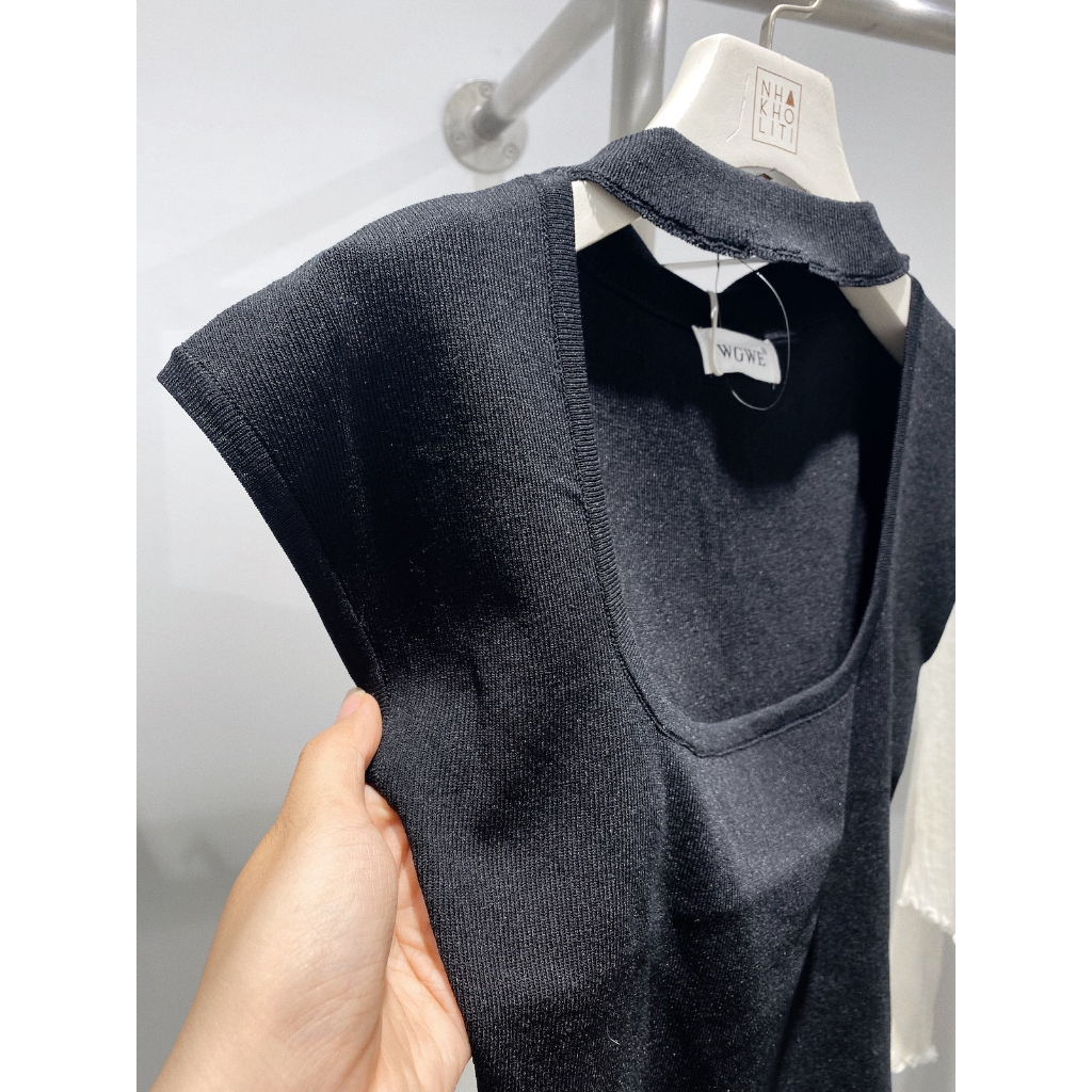 Áo thun dệt cổ vuông phối choker chất co giãn WGWE - Nhakholiti AT2358