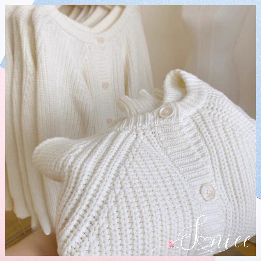 Áo khoác cardigan len dệt kim nữ trắng SanieeClothes cổ v cài cúc tiểu thư tay bồng mặc 2 kiểu Quảng Châu loại 1
