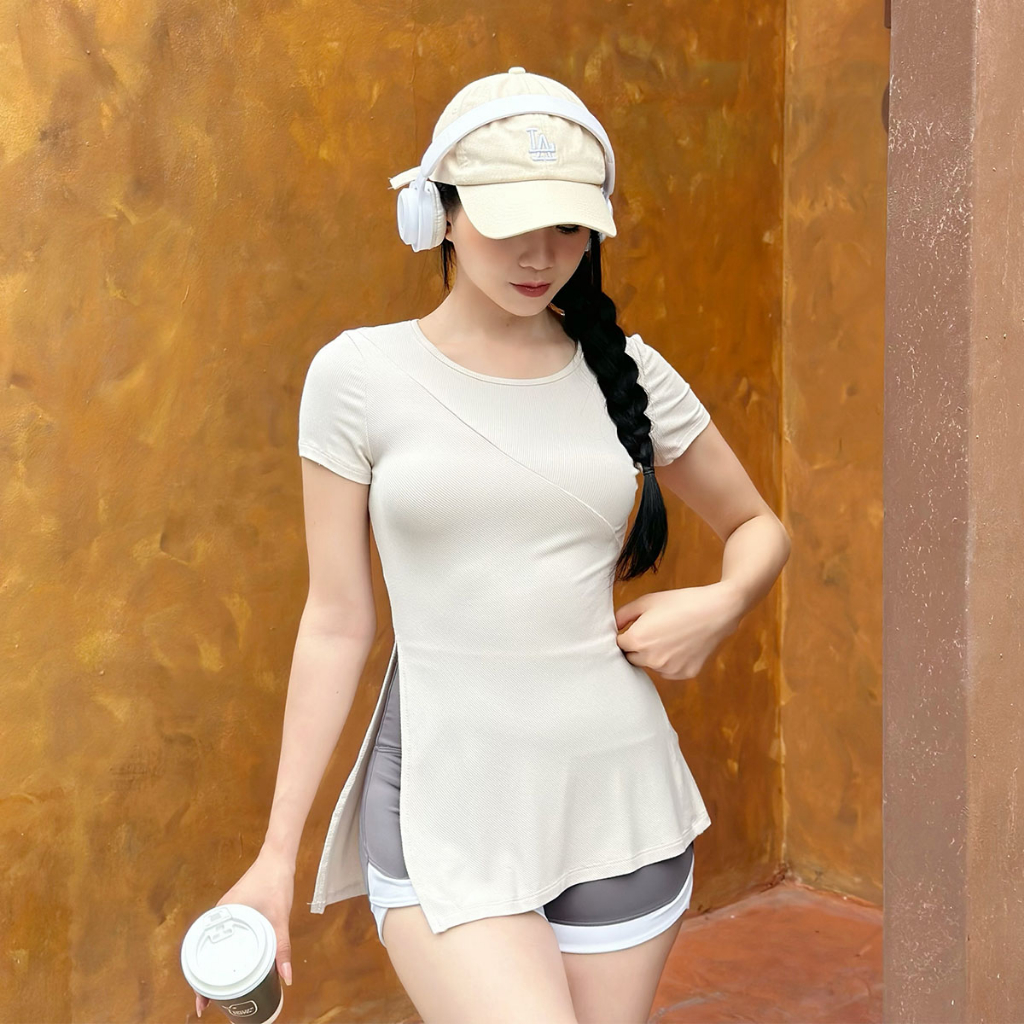 Áo Phông Tập Gym Nữ, Áo Phông Xẻ Tà