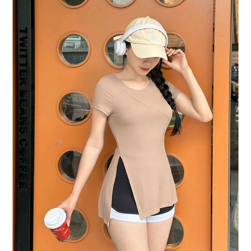 Áo Phông Tập Gym Nữ, Áo Phông Xẻ Tà