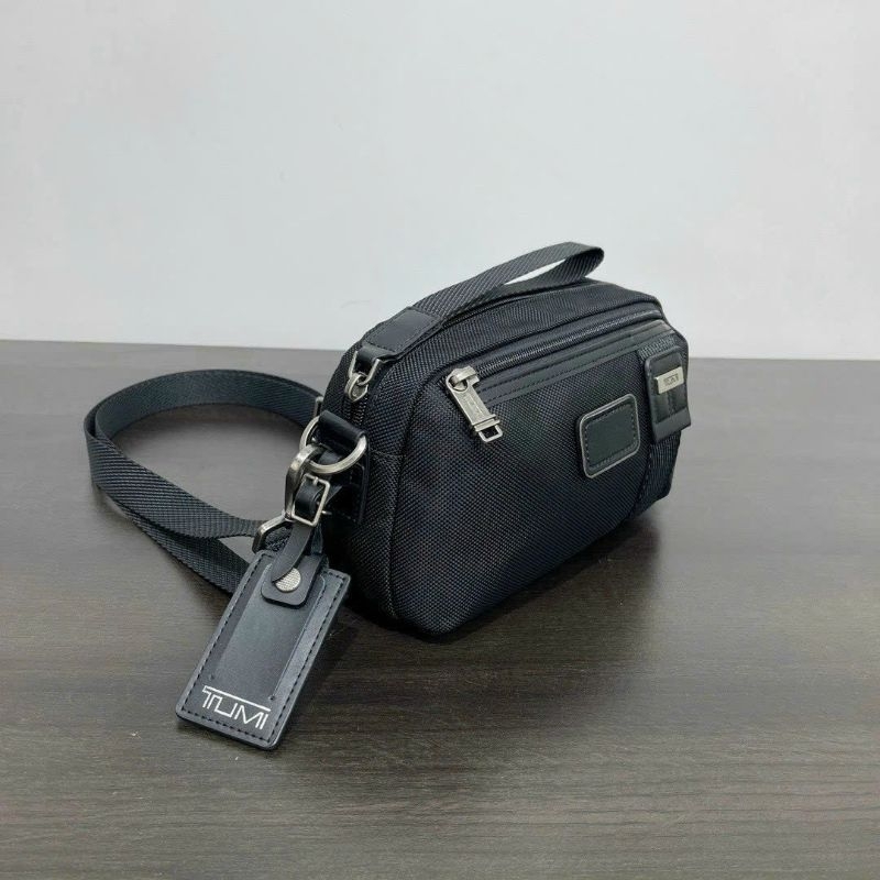 Mẫu túi tumi nam đơn giản, đẳng cấp