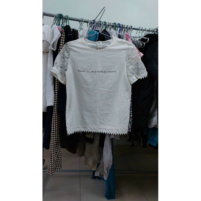 Áo sơ mi nữ size L ngực 98-100cm.