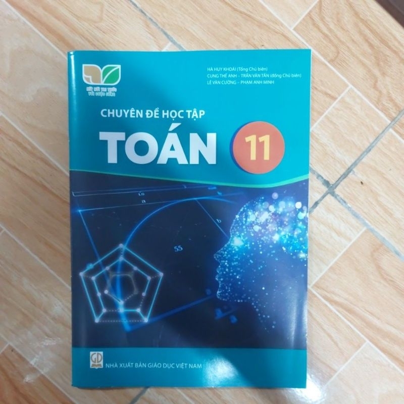 Chuyên đề Toán 11 tặng kèm bao sách + nhãn dán