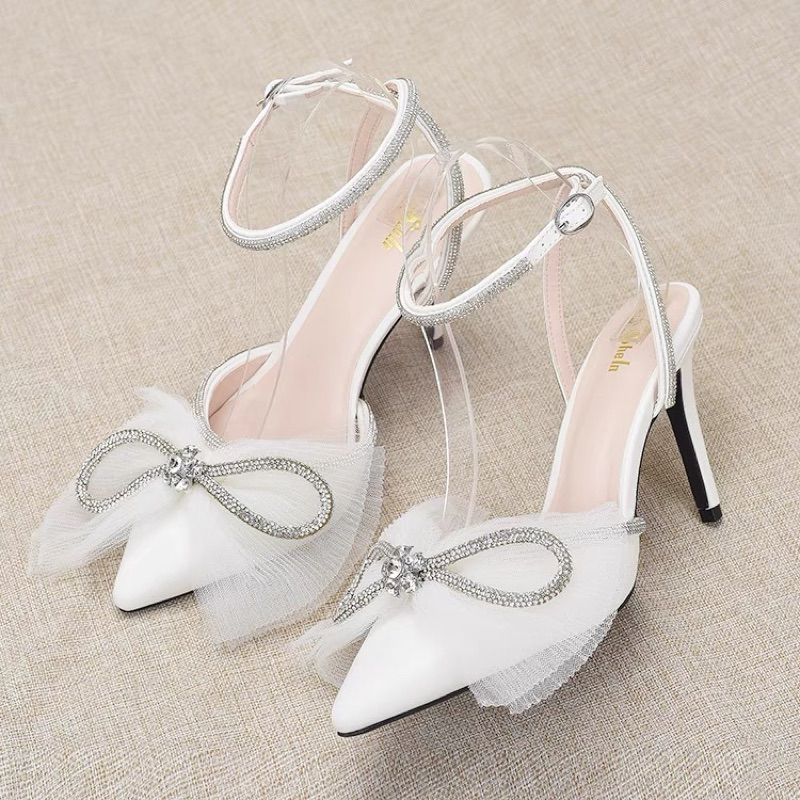 ORDER 🎀 Giày mũi nhọn nơ dây đá trắng