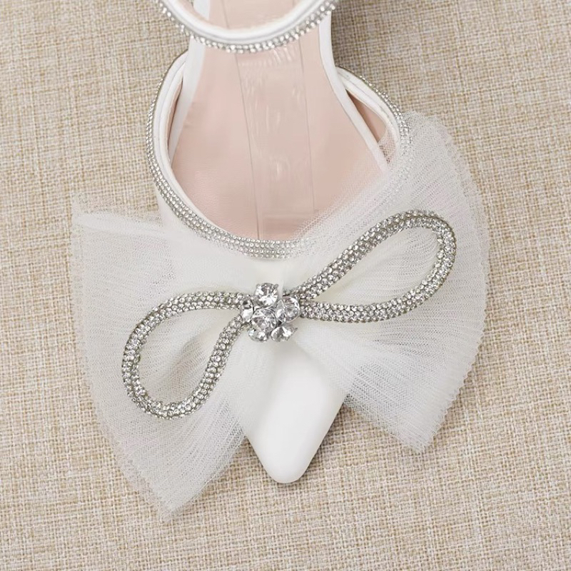 ORDER 🎀 Giày mũi nhọn nơ dây đá trắng