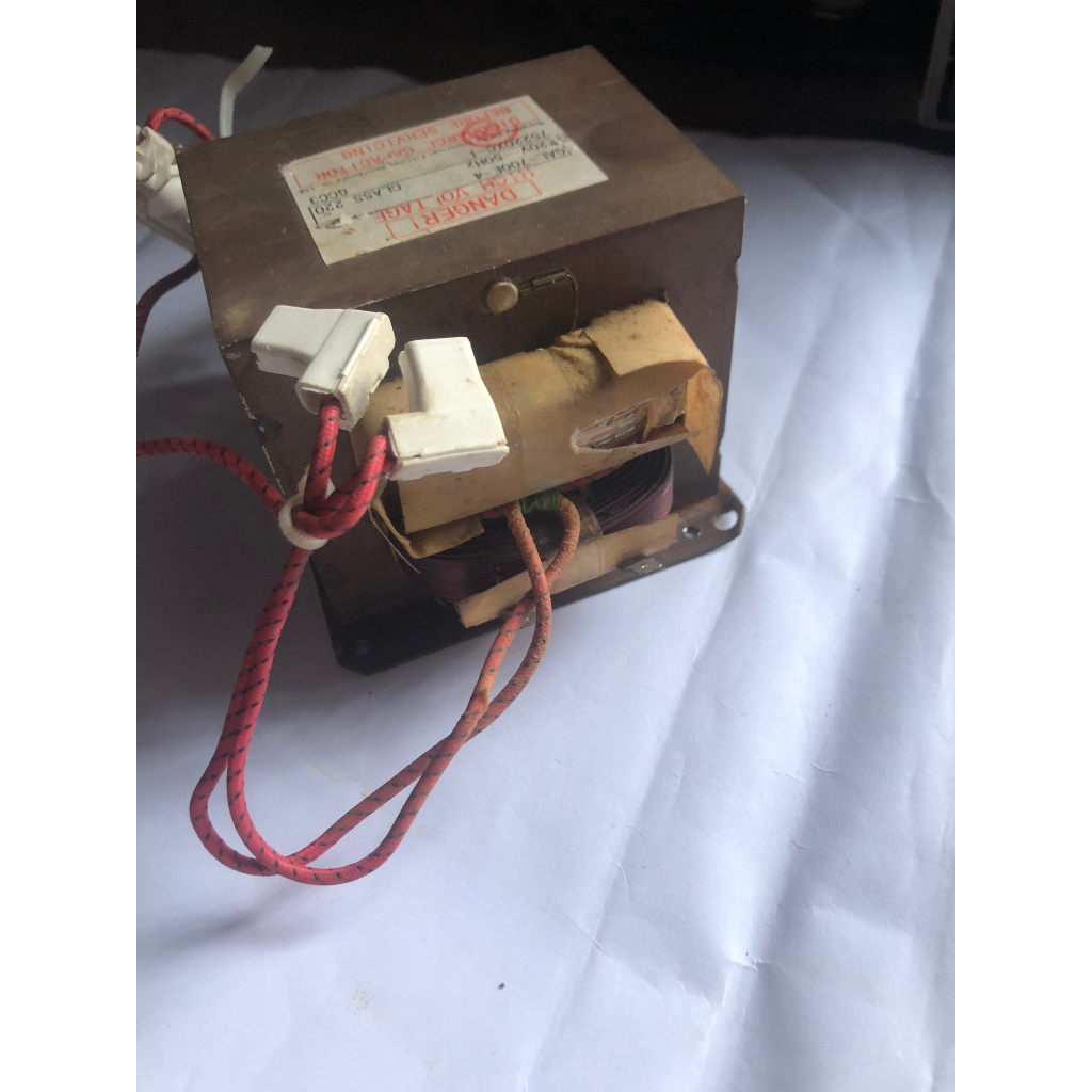 Biến áp lò vi sóng 700E, 800E, 900E