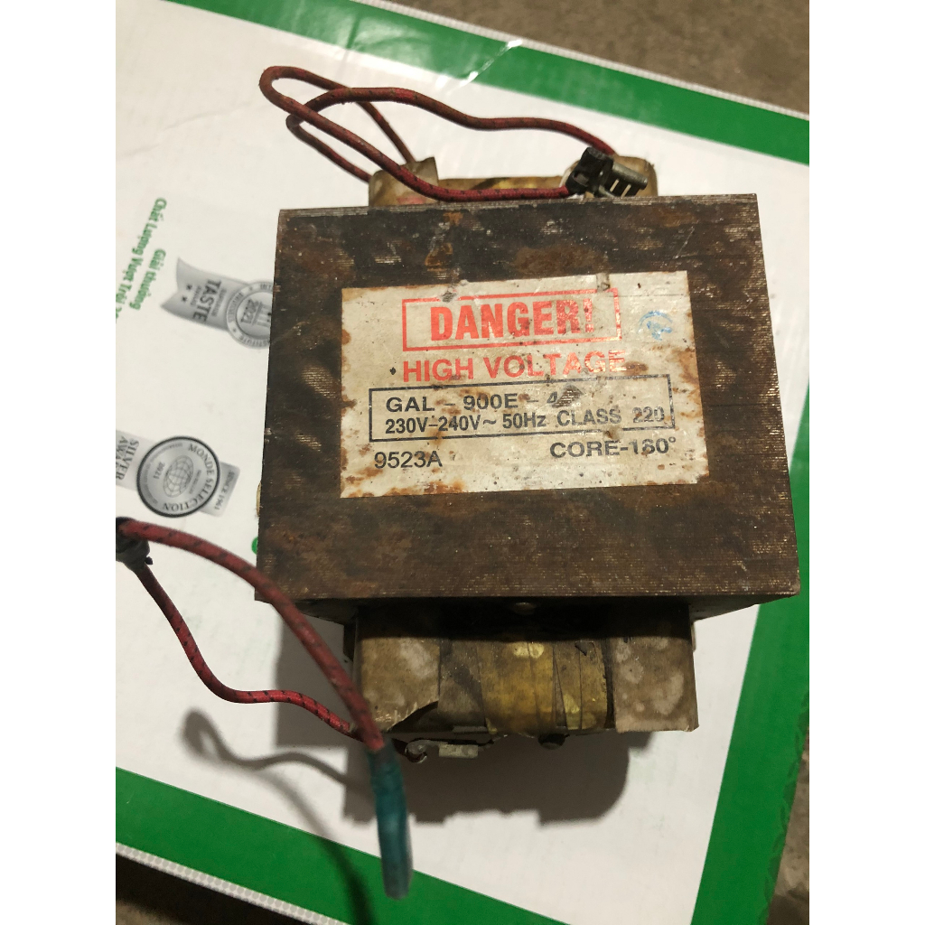 Biến áp lò vi sóng 700E, 800E, 900E