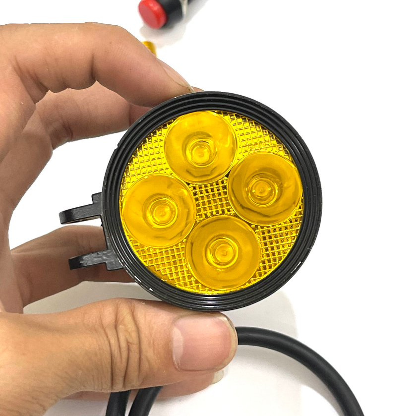 Đèn trợ sáng l4 Ngắn 3 chế độ Sáng tặng kèm công tắc + bát chân gương