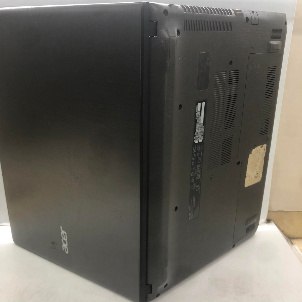 Máy Laptop Acer Aspire E5-476 Core I5 8250U, 4gb ram, 128gb ssd, Vga Intel UHD Graphics 620, 14 inch Full HD. Đẹp Rẻ