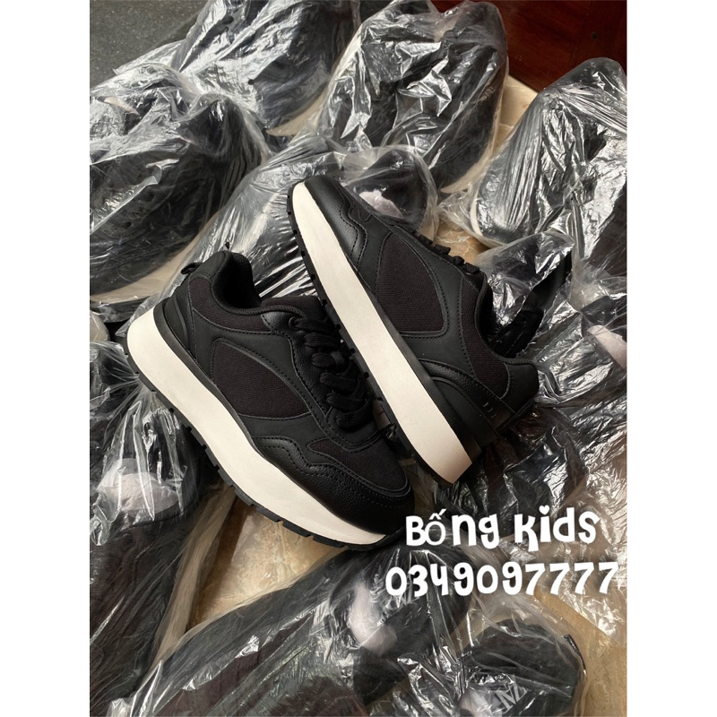 Giày Sneakers Nữ Traners Đen ZR