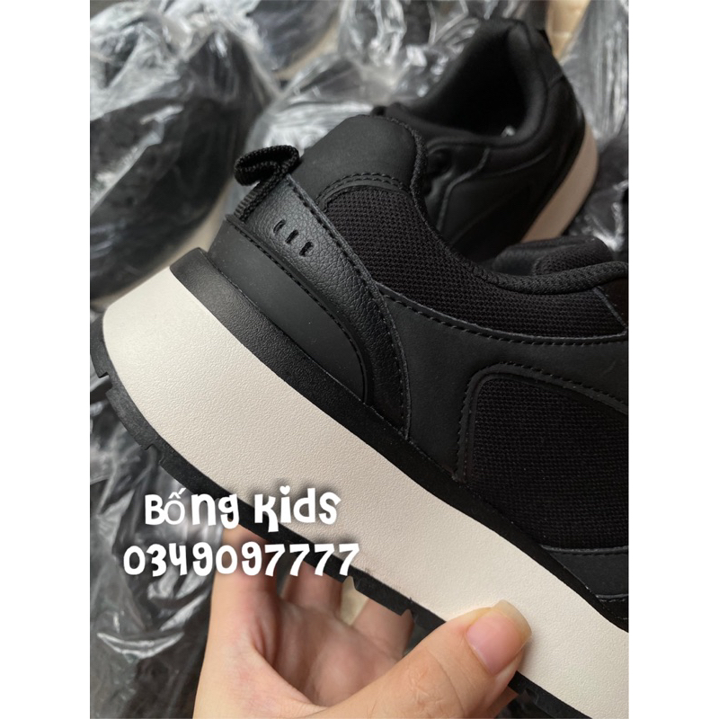Giày Sneakers Nữ Traners Đen ZR