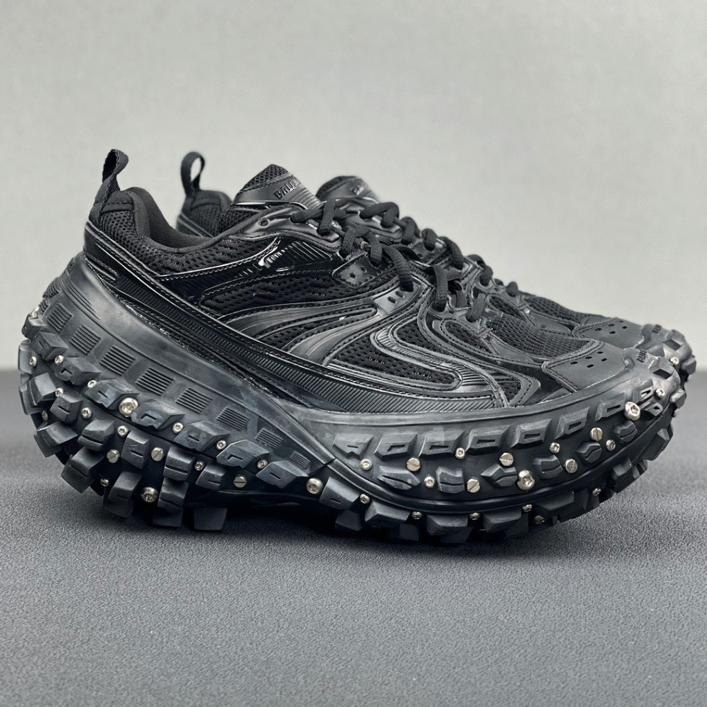 Giày Balenciaga Defender " Đính Đá " phong cách Hàn Quốc