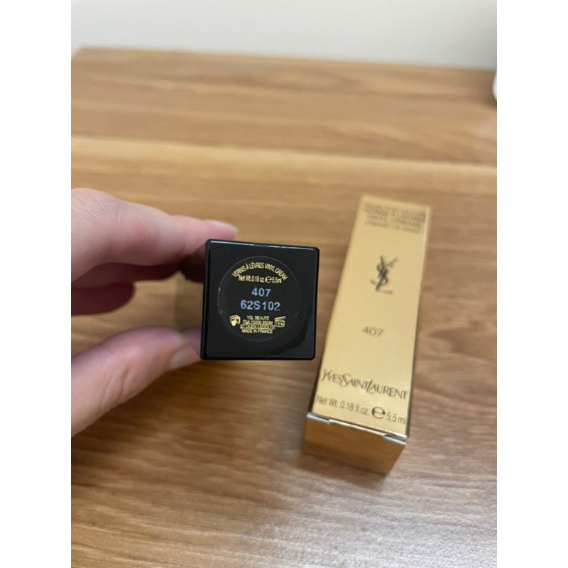 Pass son YSL Vinyl Lip Tint màu 407 Hồng Đất