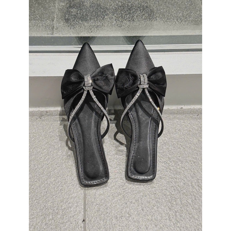 Dép sục mũi nhọn nơ dây đá LA58