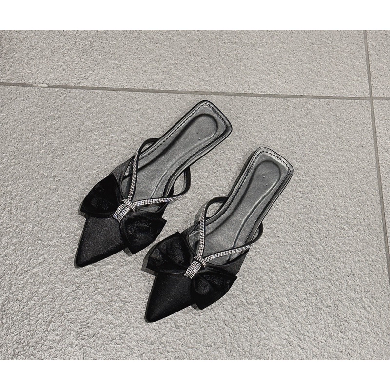 Dép sục mũi nhọn nơ dây đá LA58