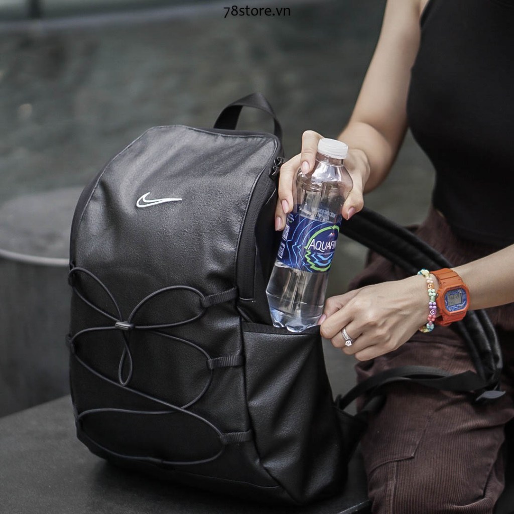 Balo tập luyện Nai One Training Backpack 16L Black Chống Nước Chính Hãng