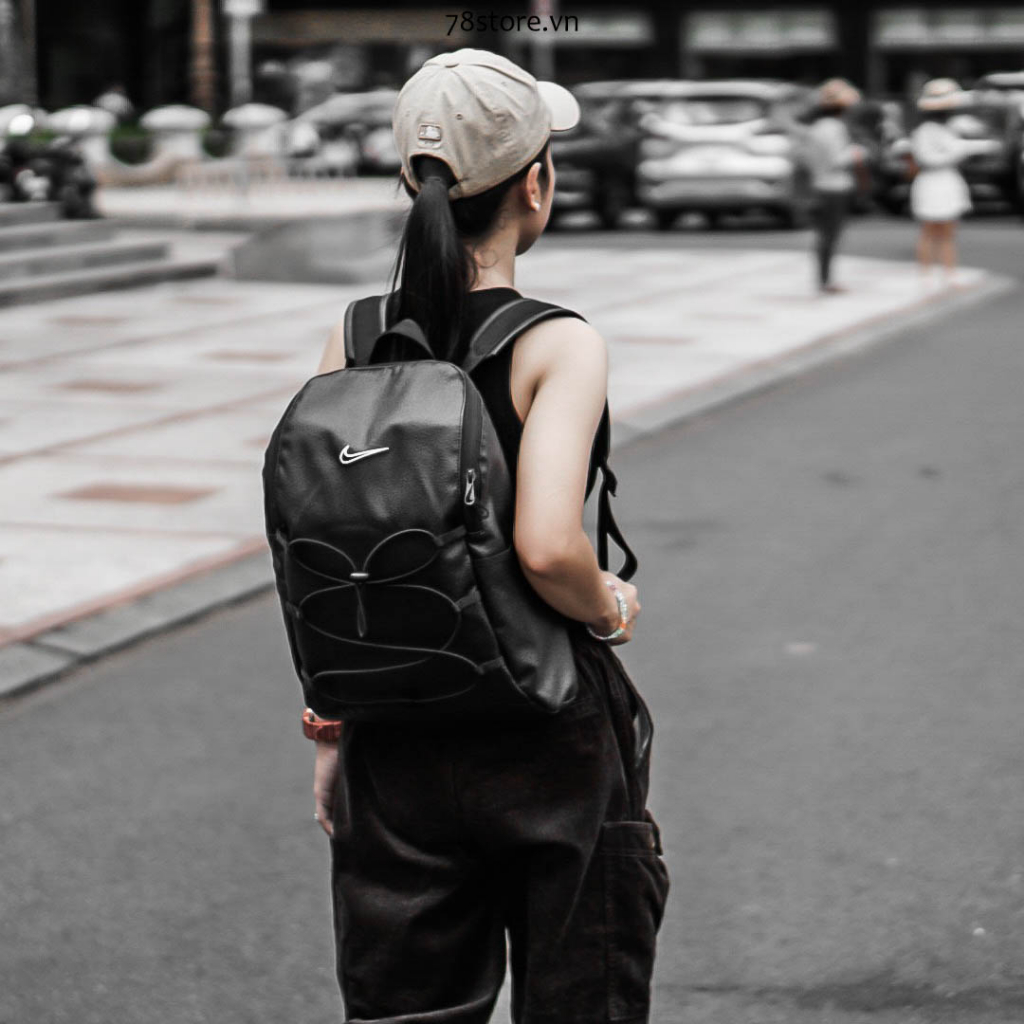 Balo tập luyện Nai One Training Backpack 16L Black Chống Nước Chính Hãng