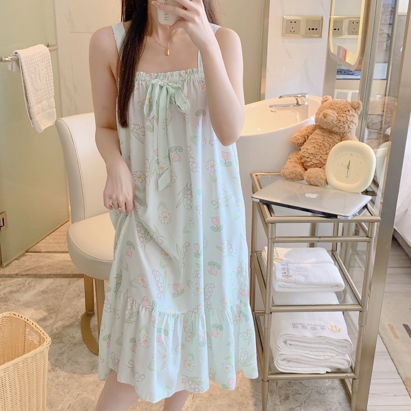 VÁY LANH-ĐẦM TOLE LANH DÂY BẢN ĐUÔI CÁ NƠ NGỰC SIZE L