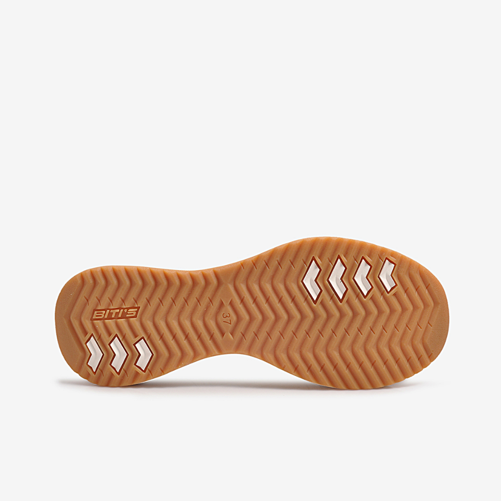 Giày Thể Thao Nữ Biti's Hunter Core HSW002400KEM