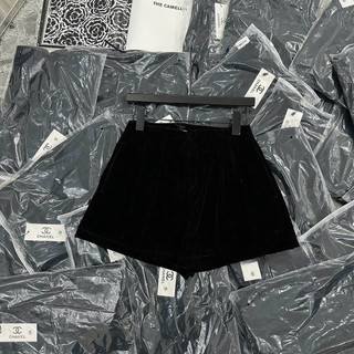 Quần Short Nhung L1