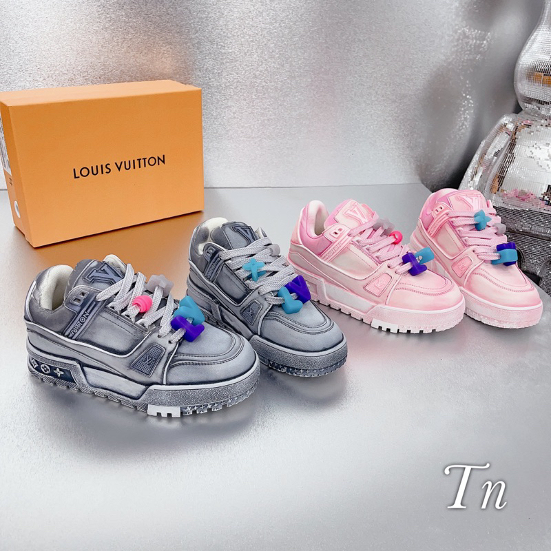 Giày Sneaker L--V Trainer nâng đế charm hot nhất 2023
