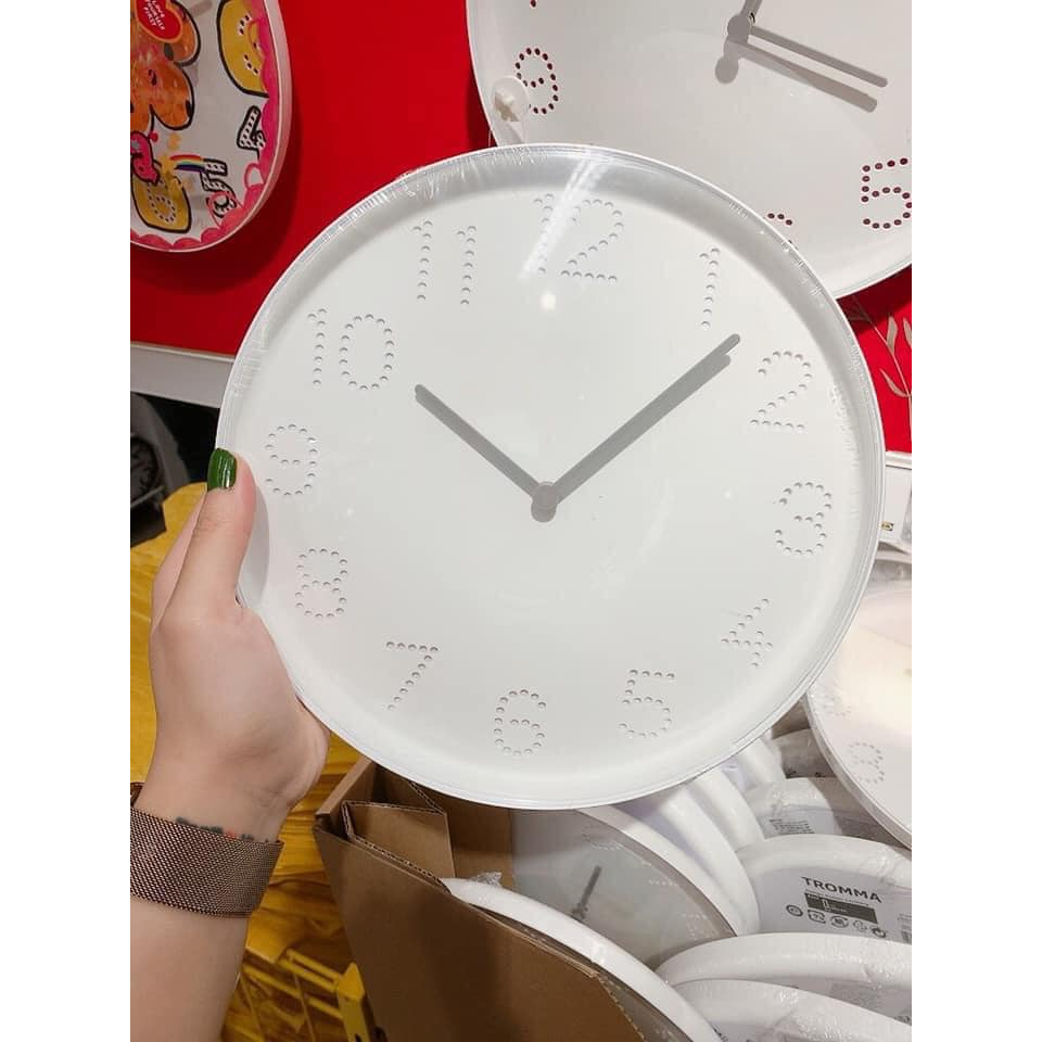 Đồng hồ tròn treo tường bằng nhựa không kim giây chính hãng IKEA