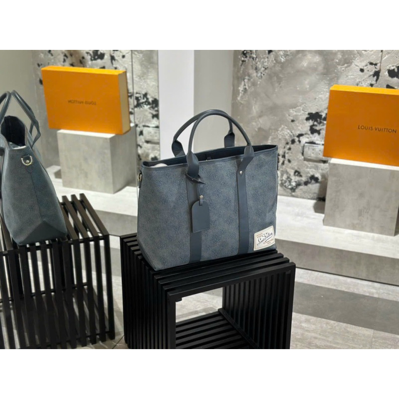 Túi Weekend tote NM size 38x31x14cm hàng qccc