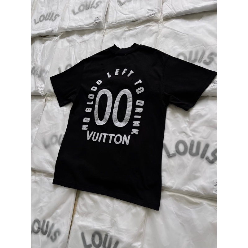 Áo thun - Louis Vuitton - LV 00 chữ thêu da black and white