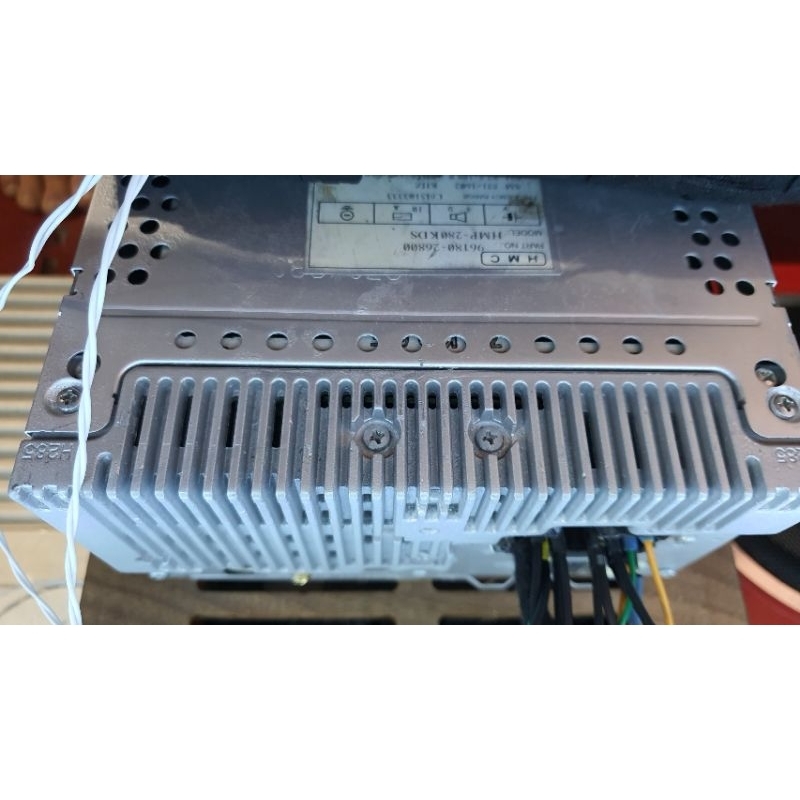 Máy phát nhạc liền Amply xe Santafe 2004 05 2006 07. Tính năng Cd.mp3/ Tape/Aux 3.5 / Radio Fm Am.