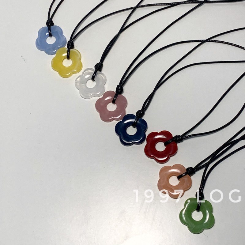 Vòng cổ hoa cúc đơn giản dây rút nút thắt không cần khoá ơi