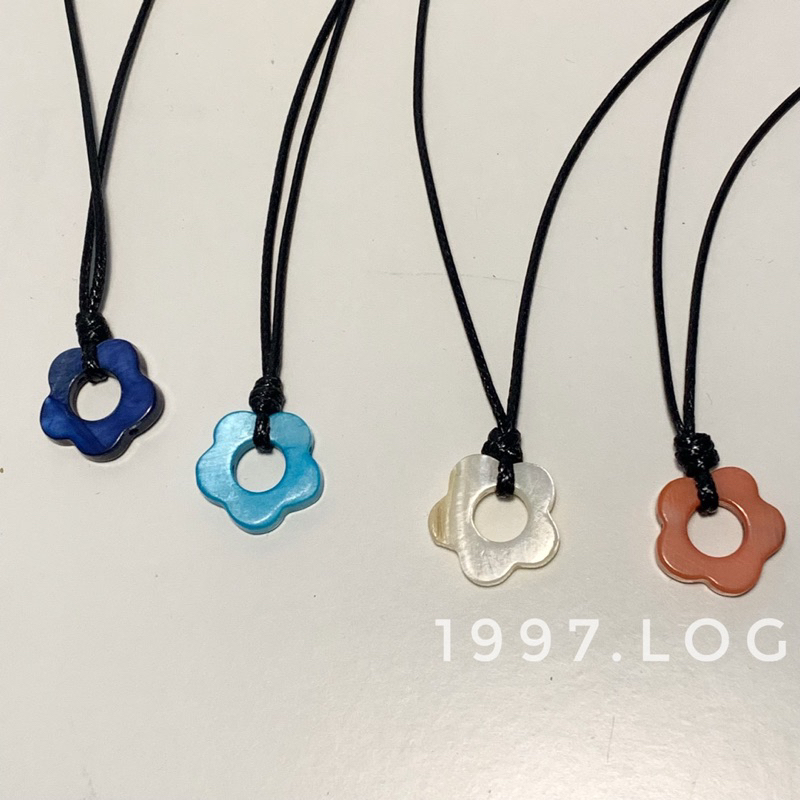 Vòng cổ hoa cúc đơn giản dây rút nút thắt không cần khoá ơi