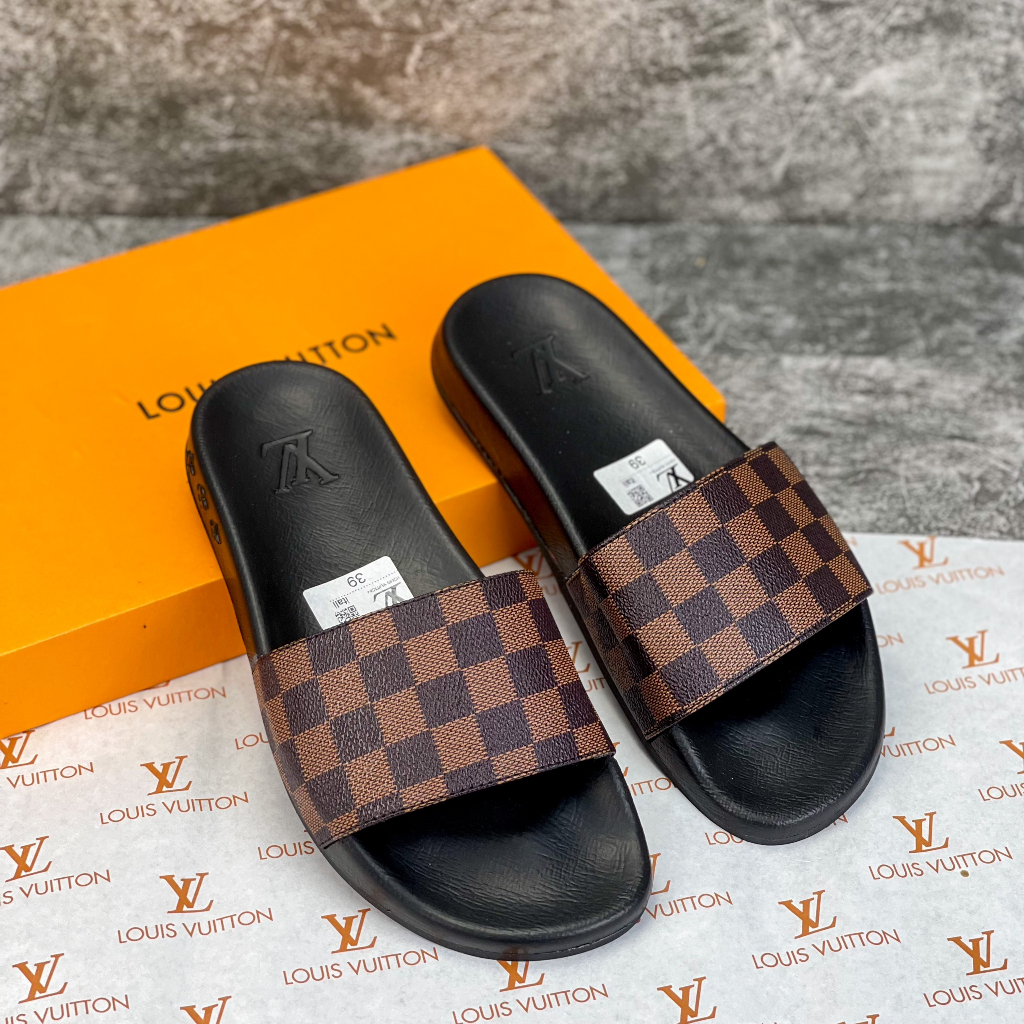 Dép nam Lv , Dép quai ngang nam mẫu mới hót 2023, Đế cao su quai da chống trơn trượt