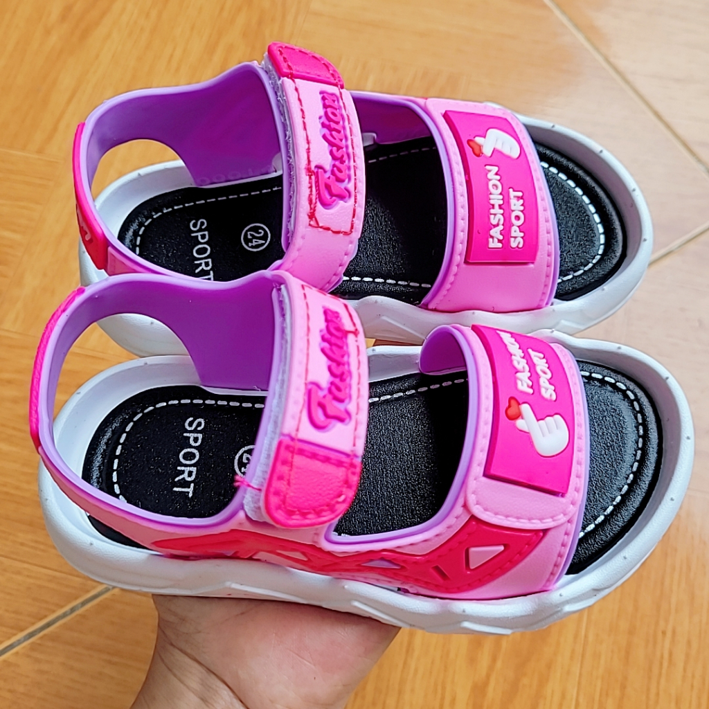 Dép sandal quai hậu hè cho bé trai và bé gái chất cao su mềm êm chân đi học đi chơi 388