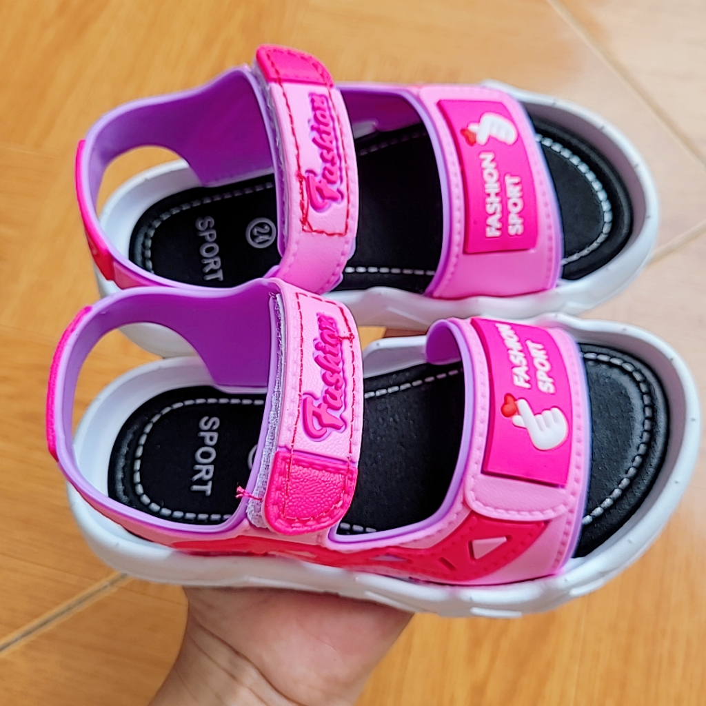 Dép sandal quai hậu hè cho bé trai và bé gái chất cao su mềm êm chân đi học đi chơi 388