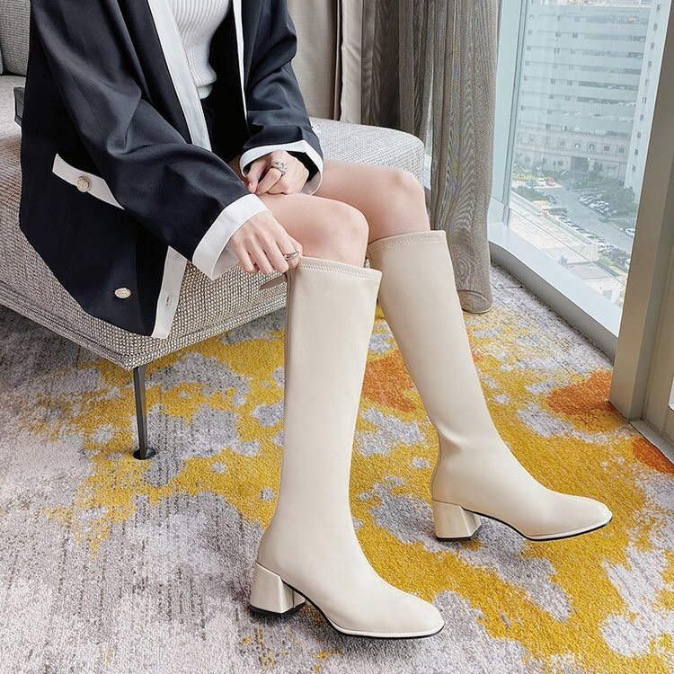 Bốt đùi gót vuông 5p có kem và đen