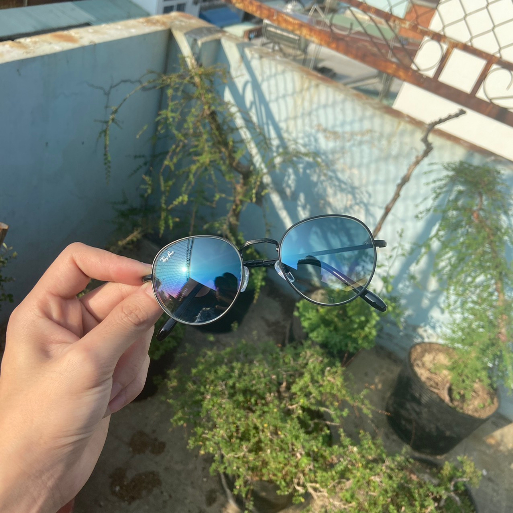 KÍNH RAYBAN TRÒN TRÒNG XANH GỌNG KHẮC HOẠ TIẾT CỰC ĐẸP