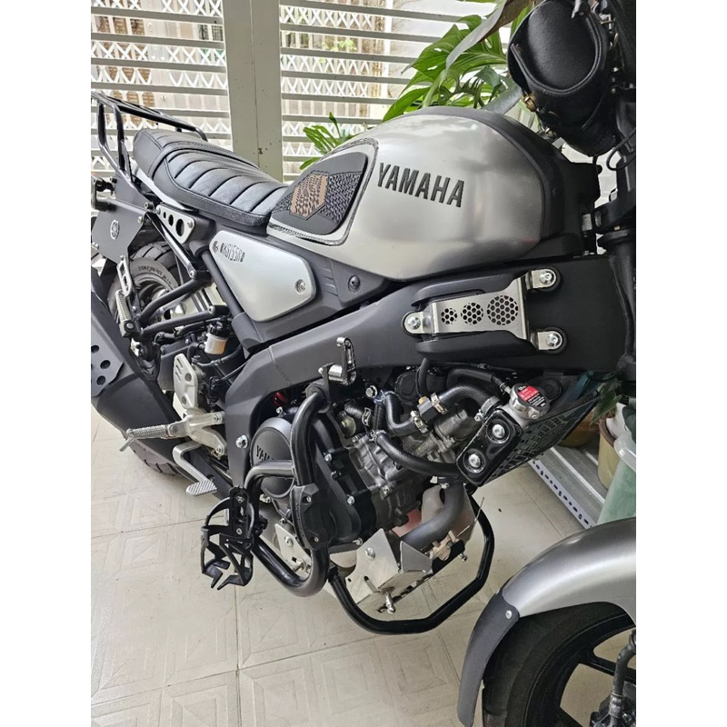 Ốp bình điện xsr155