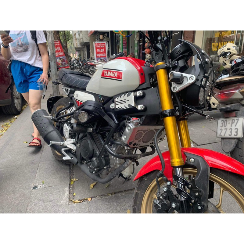 Ốp bình điện xsr155