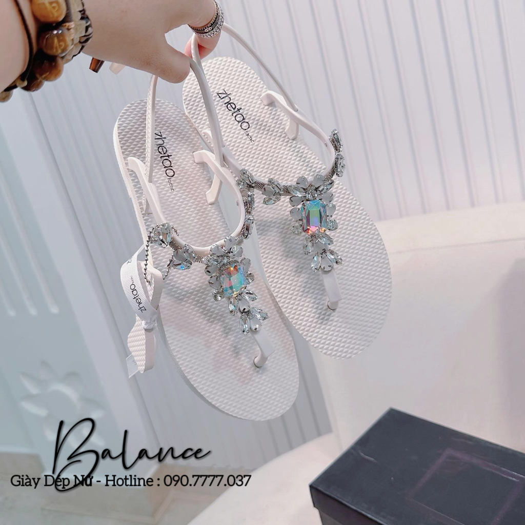 Balance Sandals Quai Đá
